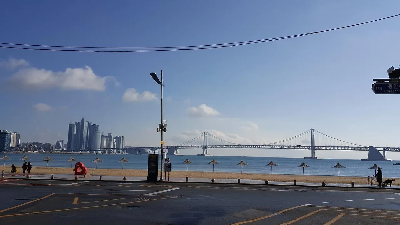 Gwangan Business Motel Busan 2*,